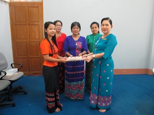 ဆေးဘက်ဆိုင်ရာနည်းပညာတက္ကသိုလ်၊ရန်ကုန် ပါမောက္ခချုပ်မှ ပညာသင်ထောက်ပံ့ကြေးပေးအပ်ခြင်း                                                                                                                                                                            